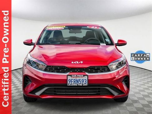 Certified 2023 Kia Forte LXS image 3