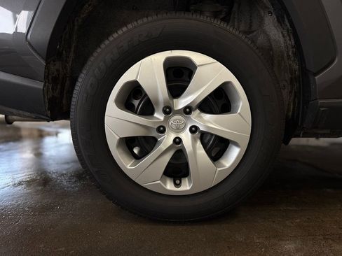Used 2023 Toyota RAV4 LE image 35