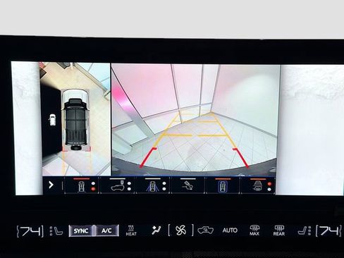 New 2025 GMC Hummer EV 2X image 12