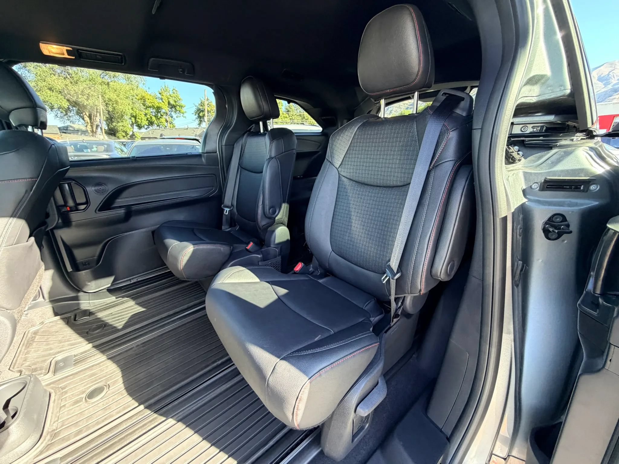 Used 2026 Toyota Sienna XSE AWD/4WD image 20