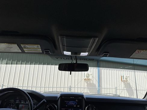 Used 2014 Ford F250 Lariat w/ Chrome Package image 26