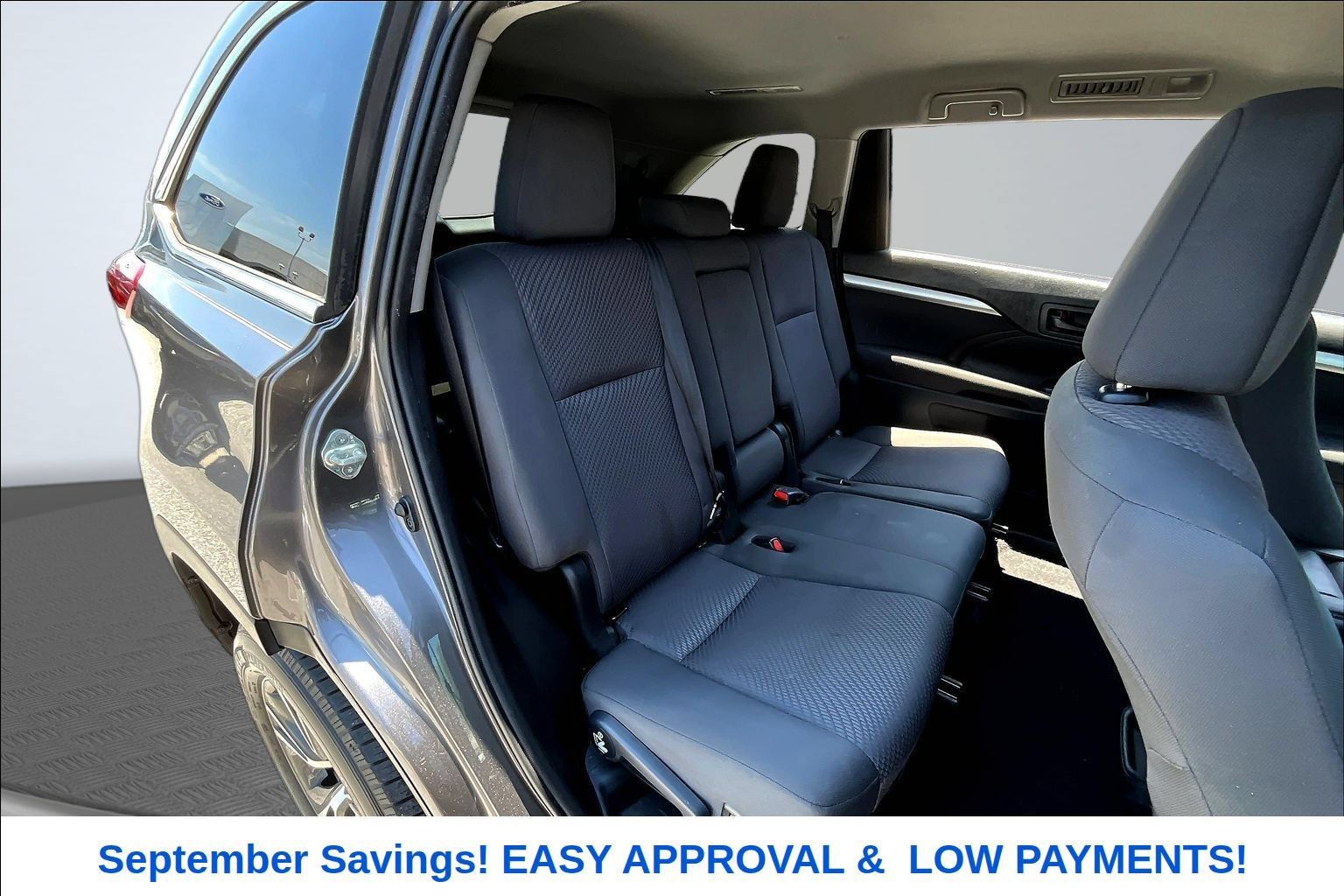Used 2019 Toyota Highlander LE FWD image 28