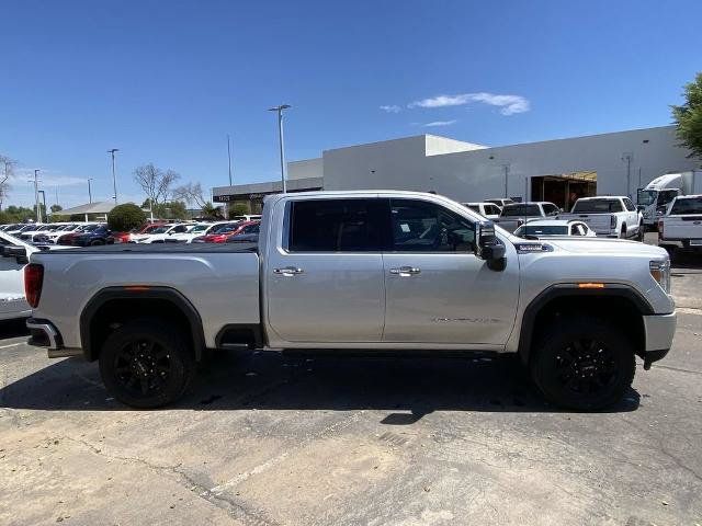 Used 2021 GMC Sierra 2500 Denali AWD/4WD image 2