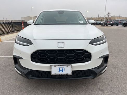 Certified 2026 Honda HR-V EX-L image 2