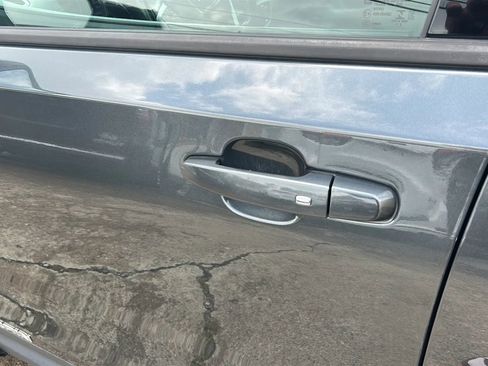 Used 2020 GMC Terrain SLT image 15