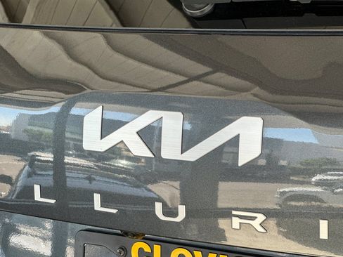 Used 2024 Kia Telluride S w/ S Sunroof Package FWD image 31
