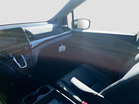 Used 2024 Honda Odyssey EX-L image 23