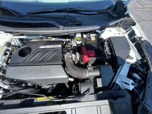 Used 2023 Nissan Rogue SV AWD/4WD image 29