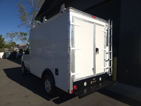 Used 2012 Ford E-350 and Econoline 350 Super Duty w/ PWR Locks & Windows Group image 4