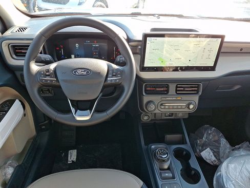 New 2026 Ford Maverick Lariat w/ 4K Tow Package image 9