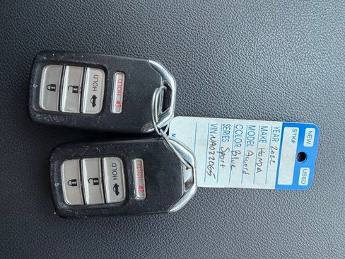 Used 2022 Honda Accord Sport image 12