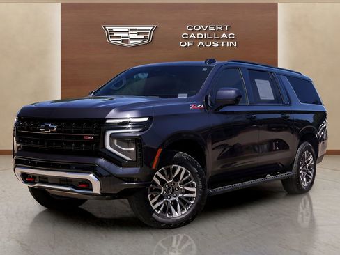 Used 2025 Chevrolet Suburban Z71 AWD/4WD image 1