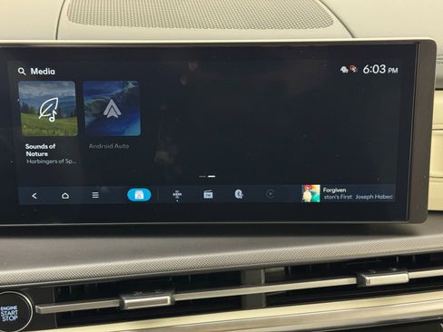 Used 2024 Hyundai Santa Fe SEL image 25