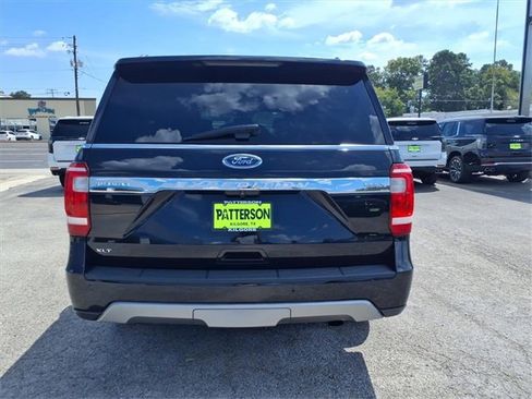 Used 2020 Ford Expedition Max XLT w/ Equipment Group 202A image 3