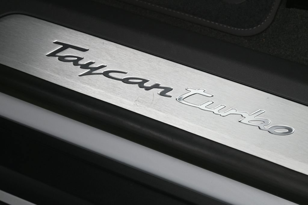 Certified 2022 Porsche Taycan Turbo AWD/4WD image 26