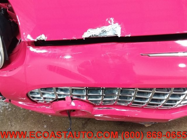 Used 2005 Ford Thunderbird RWD image 17