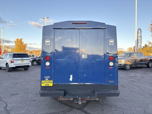 Used 2013 Ford E-350 and Econoline 350 Super Duty w/ Class I Trailer Tow Pkg image 7