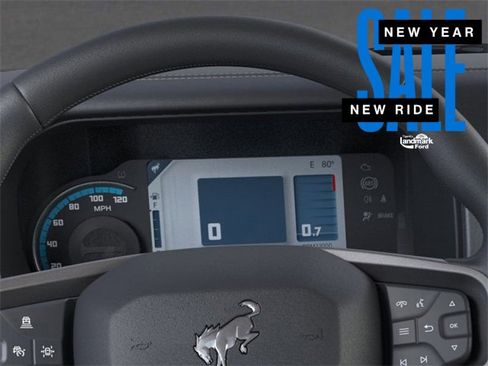 New 2025 Ford Bronco Badlands image 13