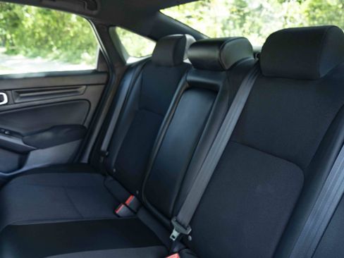 Used 2025 Honda Civic Sport image 18