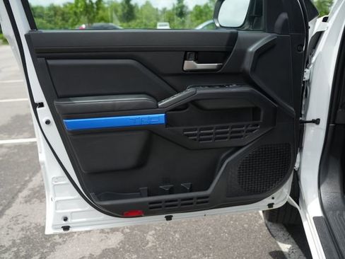 Used 2024 Toyota Tacoma TRD Sport RWD image 14