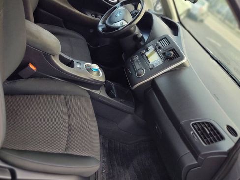 Used 2015 Nissan Leaf S FWD image 20