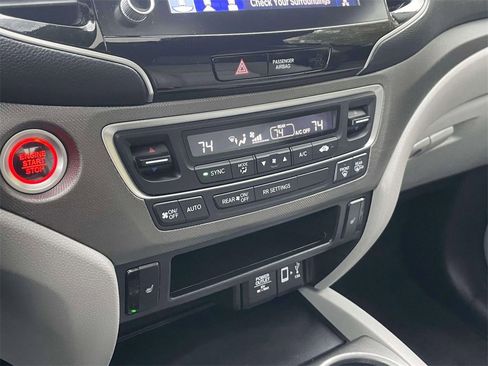 Certified 2023 Honda Ridgeline RTL image 25