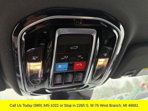 Used 2024 Jeep Grand Cherokee Overland w/ Advanced Protech Group III AWD/4WD image 28