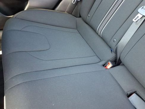 Used 2023 Hyundai Elantra SEL image 31