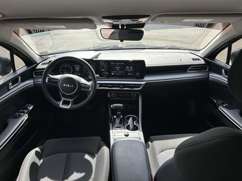 Used 2022 Kia K5 LXS image 12