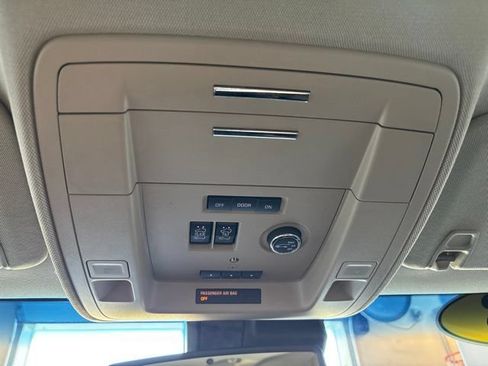 Used 2018 Chevrolet Tahoe Premier AWD/4WD image 51