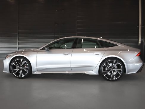 Used 2023 Audi RS 7 Sportback w/ Carbon Optic Package image 14