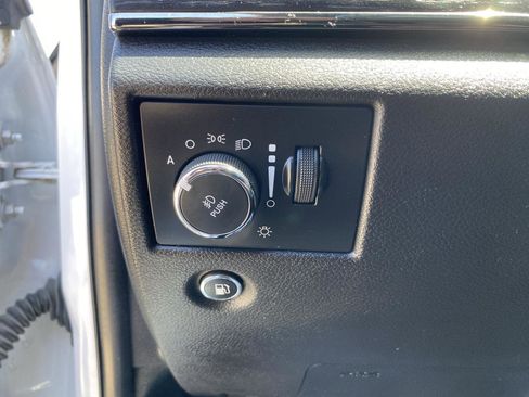 Used 2018 Jeep Grand Cherokee High Altitude AWD/4WD image 17