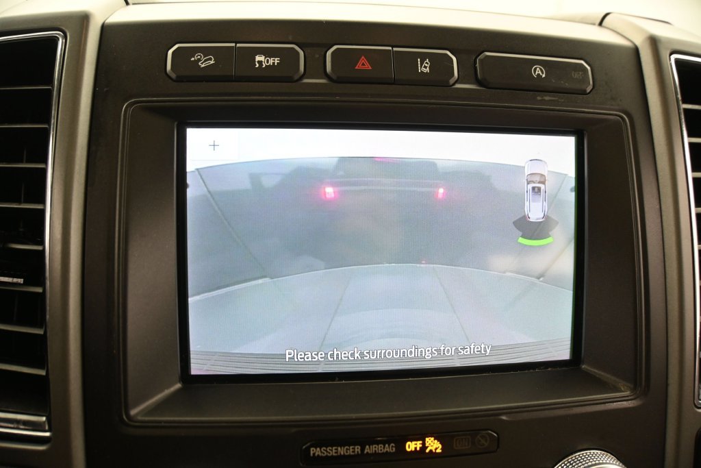 Used 2020 Ford Expedition XLT w/ Equipment Group 202A AWD/4WD image 25