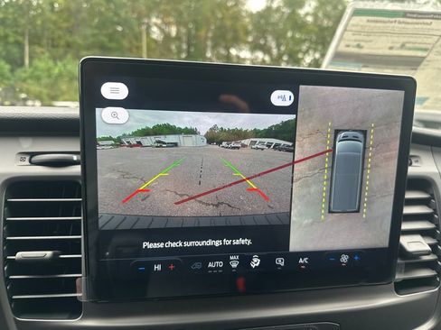 New 2025 Ford Transit 250 Low Roof image 23