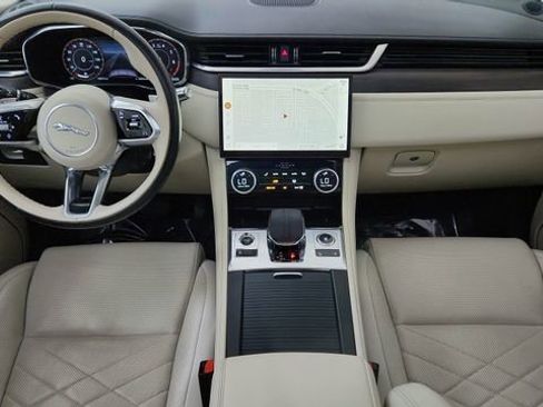 Used 2021 Jaguar F-PACE S image 19