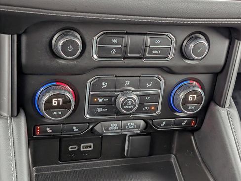 Used 2024 Chevrolet Tahoe LT image 30