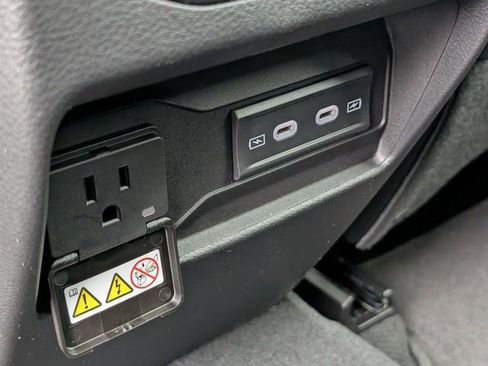 New 2026 Jeep Grand Cherokee Altitude RWD image 23