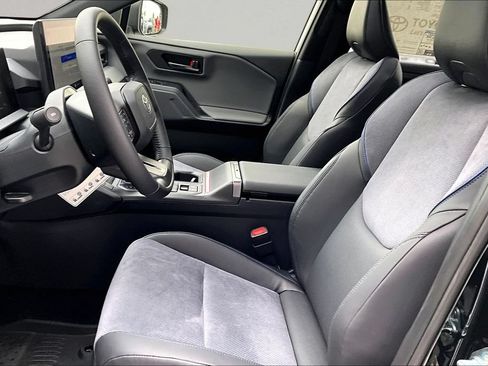 New 2026 Toyota RAV4 XSE AWD/4WD image 18