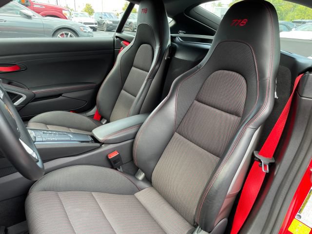 Used 2023 Porsche 718 Cayman w/ 718 T Interior Package RWD image 29