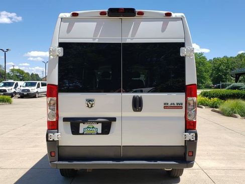 Used 2018 RAM ProMaster 3500 FWD image 4