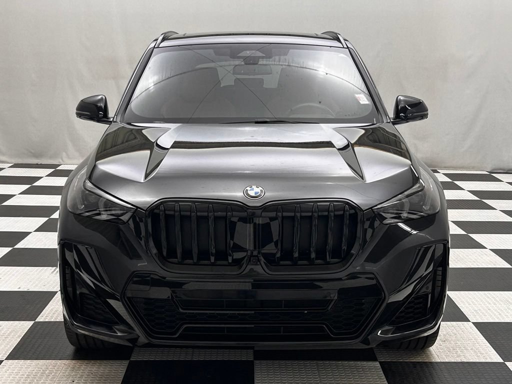 Used 2025 BMW X1 xDrive28i w/ Premium Package AWD/4WD image 3