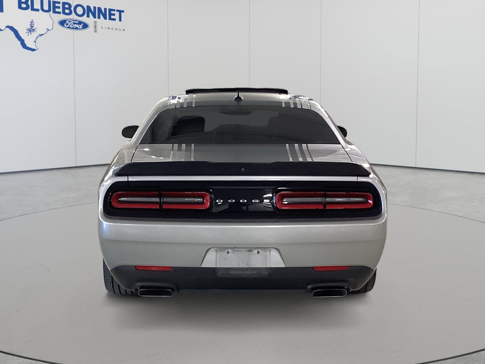 Used 2016 Dodge Challenger R/T Plus RWD image 5