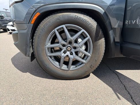 Used 2024 Rivian R1S Adventure AWD/4WD image 24