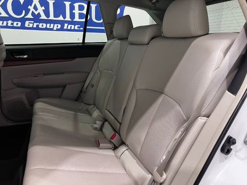 Used 2014 Subaru Outback 2.5i Limited w/ Moonroof Package image 33