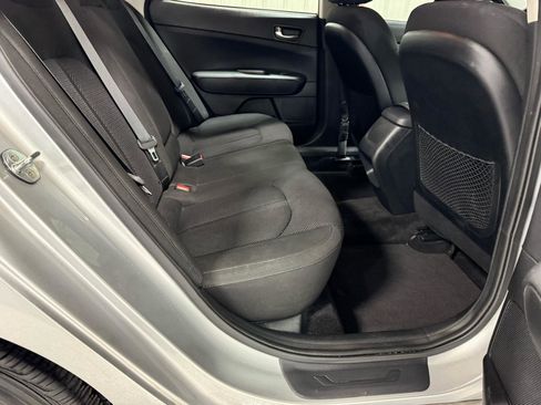 Used 2020 Kia Optima LX image 10