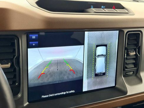 Used 2024 Ford Bronco Outer Banks image 28