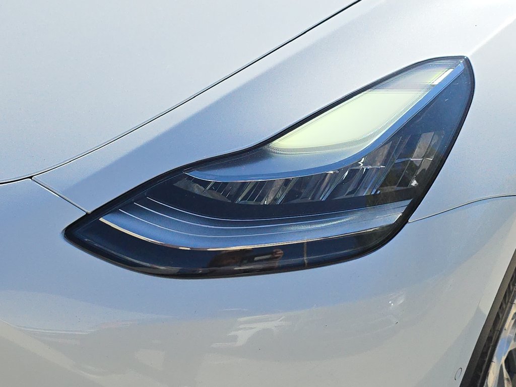 Used 2020 Tesla Model Y Long Range AWD/4WD image 35