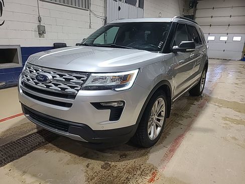 Used 2019 Ford Explorer XLT w/ XLT Sport Appearance Package image 1