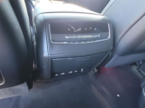 Used 2023 Cadillac Escalade Sport Platinum w/ LPO, ONYX Package image 22