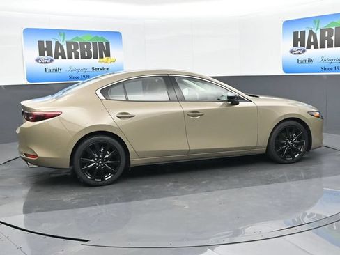 Used 2024 MAZDA MAZDA3 s AWD/4WD image 6